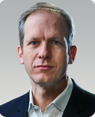 Simon B.