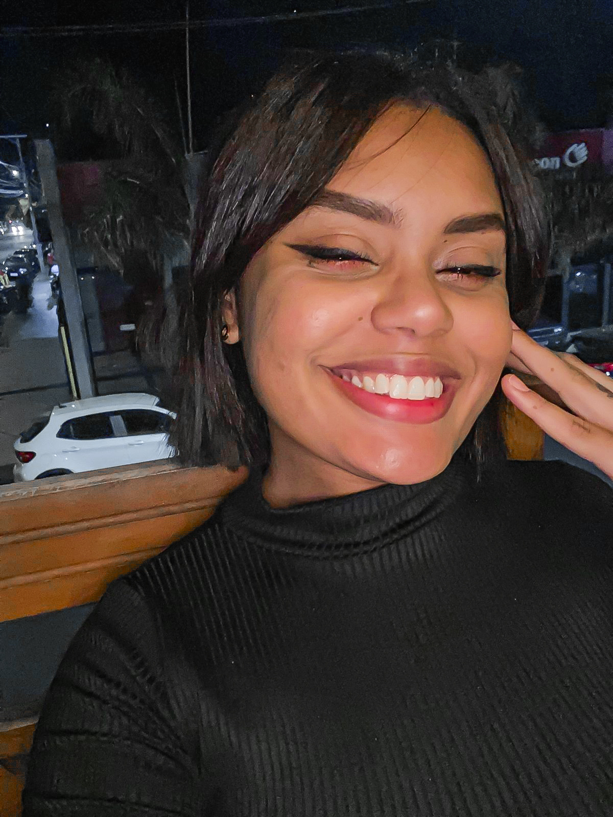 Lais M.